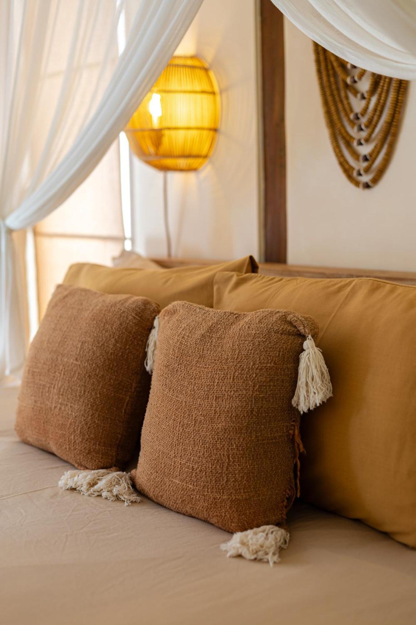 The Pink Joglo, A Cheerful 3Bdr Villa W/Pool And Rice-Field View. Dalung  Exterior foto